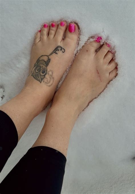 Marley Grace's feet