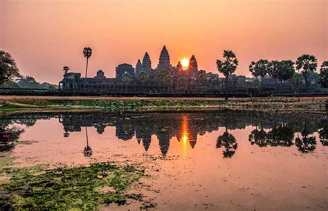 Angkor Wat Sunrise Tour - CWE Travel Cambodia