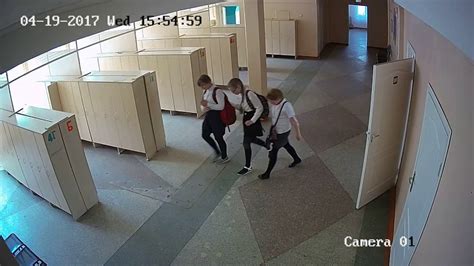 Что творится в школьной раздевалке : странные бывают дети ♡♥♡♥ - YouTube