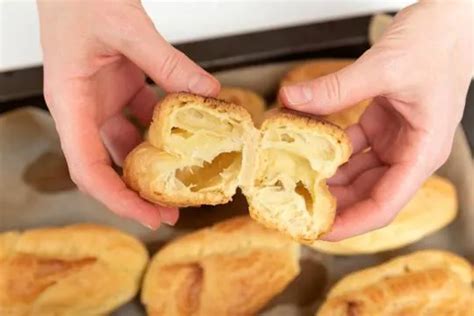 Yorkshire Pudding vs Popovers: What's the Difference?