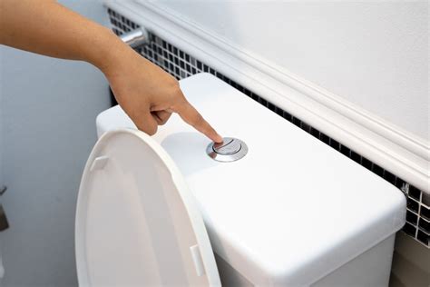 How Many Times Can You Flush a Toilet Without Power?
