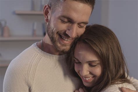 What Makes a Great Girlfriend? – Whatsdalatest
