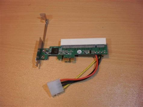 Компьютерная карта-переходник с разъёма PCI-Express на обычный PCI-32