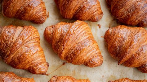 The fascinating French history behind every croissant