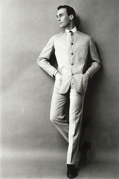 Модный дом Pierre Cardin: энциклопедия