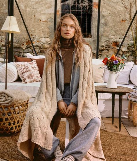 Visit the official Falconeri website: knitwear and clothing designed in ...