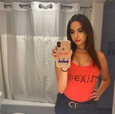 Elon Musk Issues One-Word Response Over Influencer Who Claims She