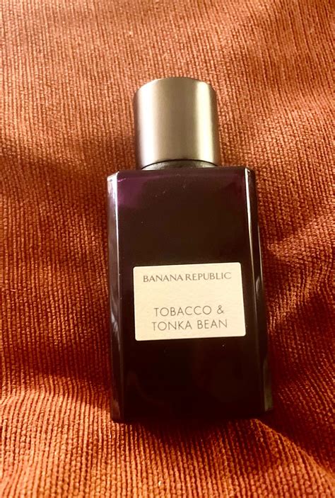 Tobacco & Tonka Bean Banana Republic - una fragranza unisex 2019