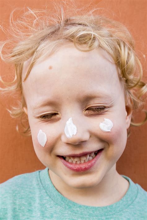 Naturkosmetik für Kinder: Ja oder Nein?