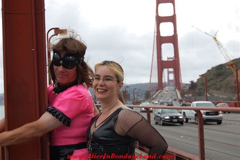 Mistress AliceInBondageLand ties her sissy slave to the Golden Gate