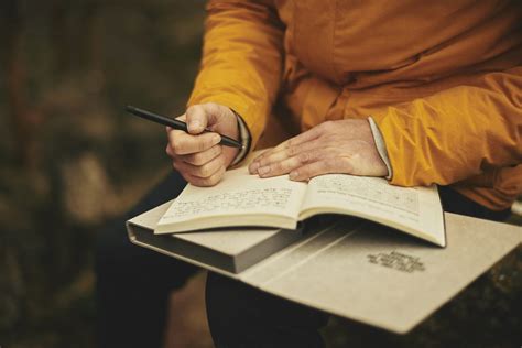 Cara Mudah Membuat Jurnal Ilmiah yang Benar dan Baik | SEVIMA