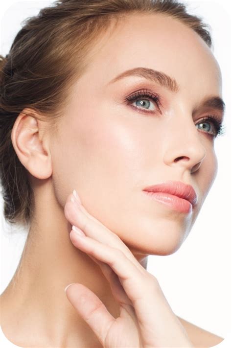 Nefertiti Neck Lift vs. Platysmaplasty: Which Procedure Suits Your ...