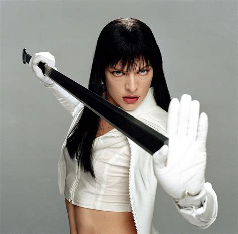 Violet Song Jat Shariff "Milla Jovovich" Ultraviolet (2006) | Milla