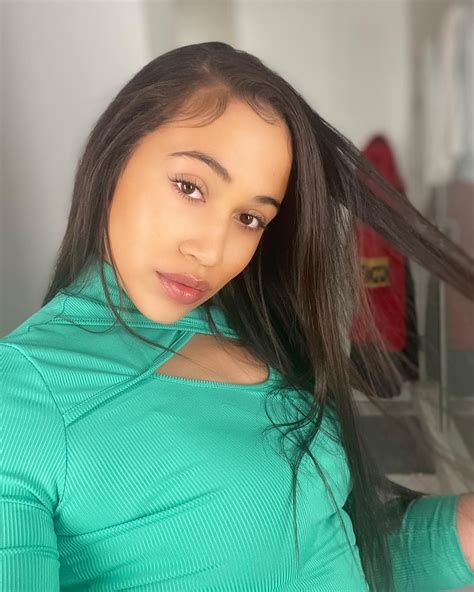 Liv is Life (@olivia.sky) • Instagram photos and videos