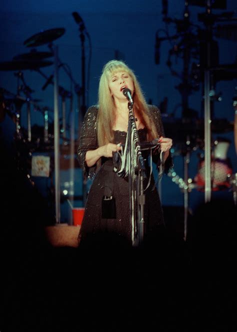 Stevie Nicks 2001 | Stevie nicks style, Stevie nick, Stevie