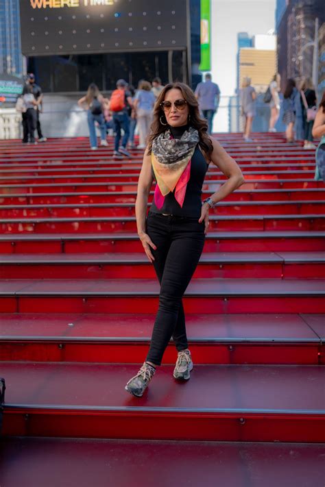 TW Pornstars - 2 pic. Lisa Ann. Twitter. "Go where you feel most alive