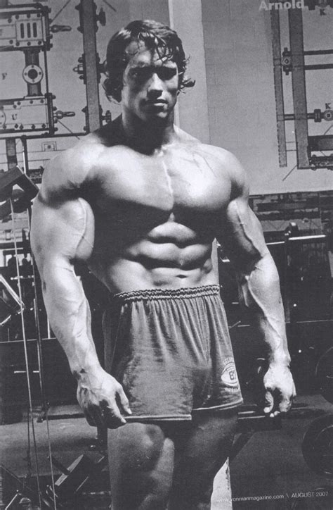 The 20 Best & Most Iconic Arnold Schwarzenegger Photos Ever!