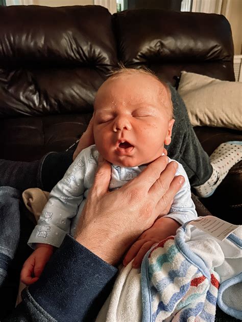 Moms On Call Newborn Schedule: Beckham's Three Week Routine - Twin Mom