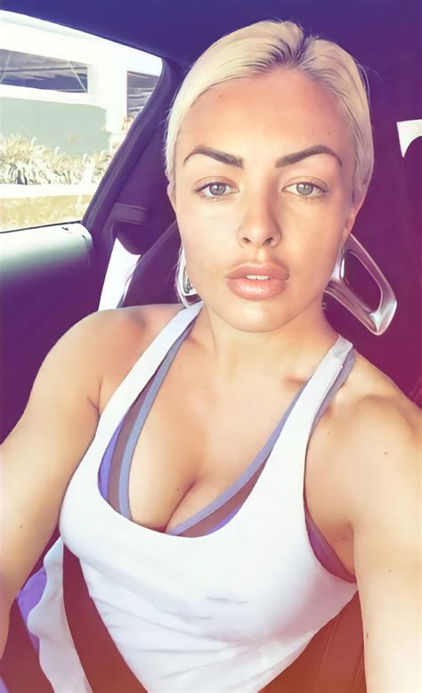 Any love for Mandy Rose? 🌹 | Scrolller