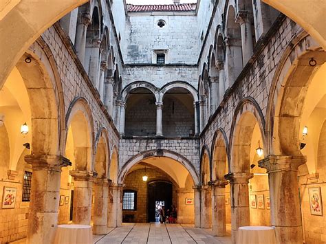 Sponza Palace in Dubrovnik, Croatia | Sygic Travel