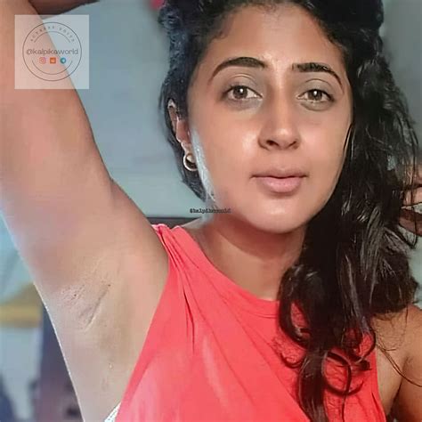 Tamil actress Kaniha rare armpit show : r/kalpikaworld