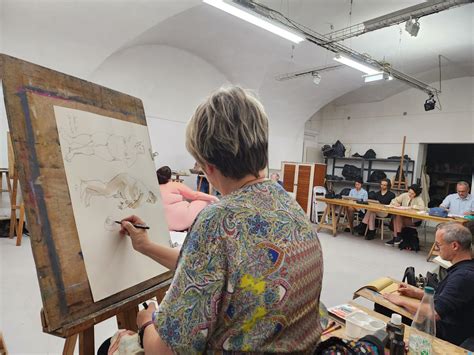 Art In The Flesh: Inside France's Vanishing World Of Nude Models