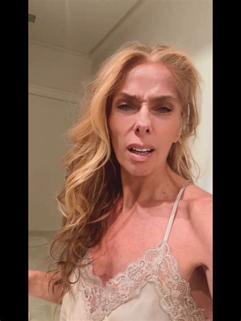 Foto: Além disso, Adriane Galisteu também ressaltou o fato de que já