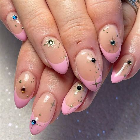 100 Cute Star Nail Art Designs To Add Some Fun To Your Nails