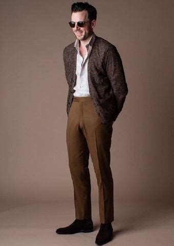 How to Tuck in a Shirt: A Complete Guide for Men’s Attires