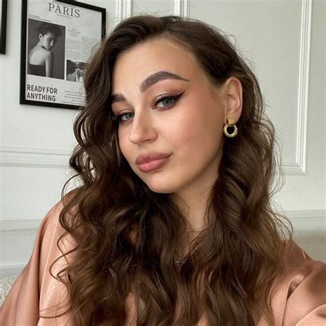 KRIS | саморазвитие, lifestyle & content | NN (@kristina_kareeva) on ...