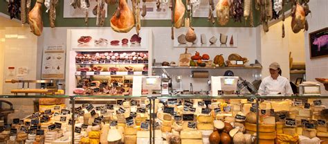 eataly expects  double   united states italian food excellence