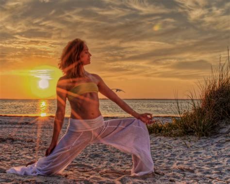 vinyasa yoga classes     flow  yome yoga