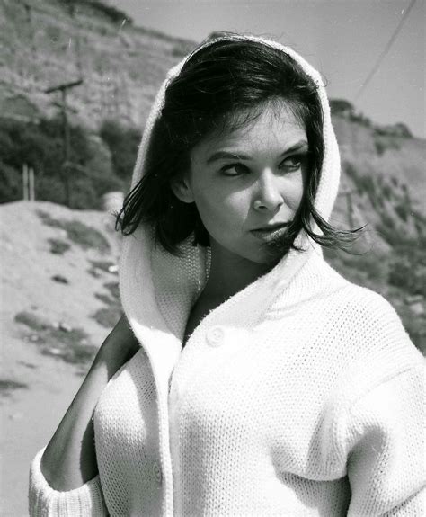 Pin by Brian Lima on Yvonne Craig | Yvonne craig, Craig, Batgirl