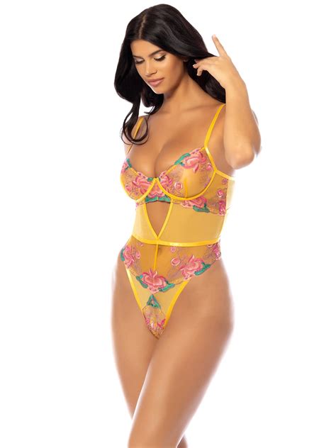 Luxury Lingerie, Glamourous Robes and Hosiery – LaRue Lingerie