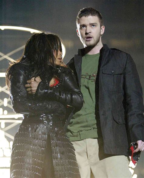 THIS DAY IN HISTORY – “Nipplegate” controversy at the Super Bowl