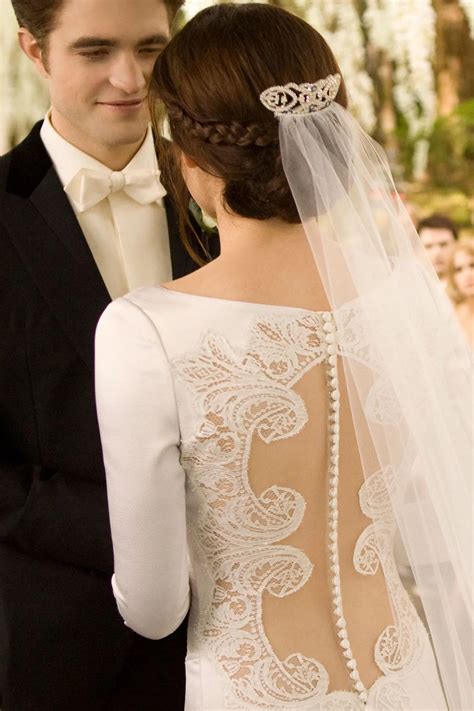bella's wedding dress 9