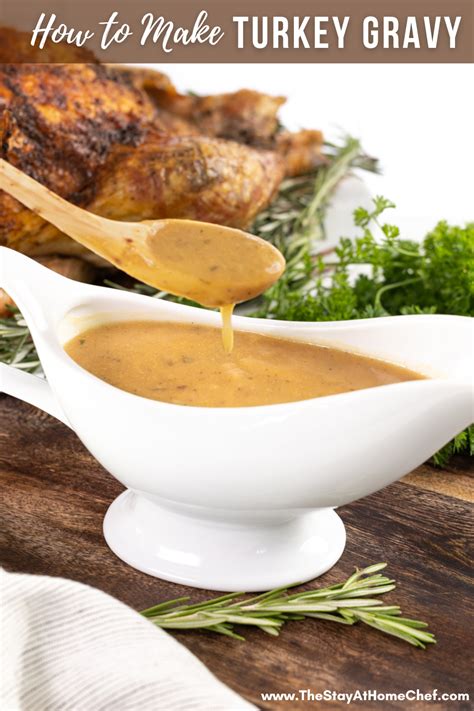 How to Make Easy Turkey Gravy - thestayathomechef.com