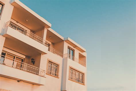 Apartment Building Photos, Download The BEST Free Apartment Building ...