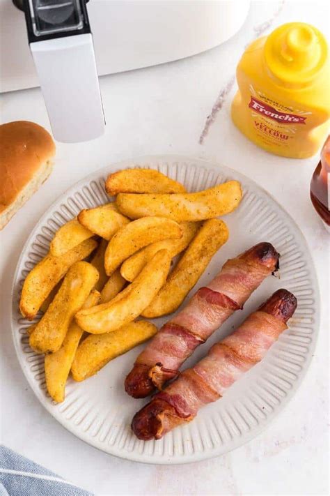 how long to air fry bacon wrapped hot dogs