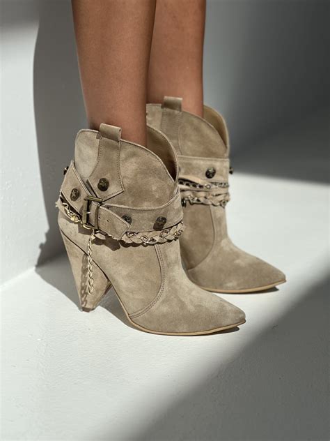 Botine Mineda