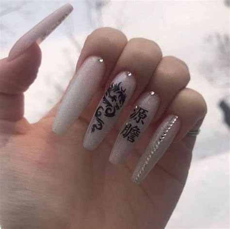White nail 🤍 | Длинные ногти, Дизайнерские ногти, Красивые ногти