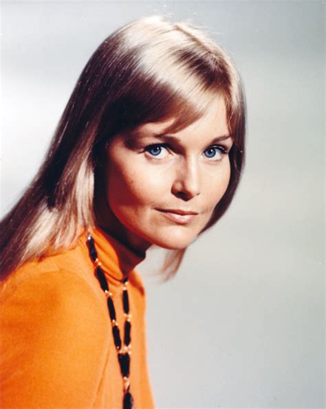 It's The Pictures That Got Small: THE WEDNESDAY GLAMOUR 15!