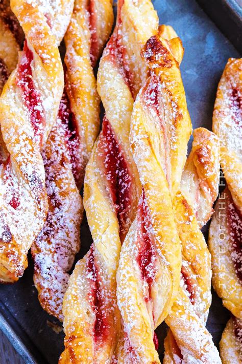Easy raspberry cheese danish recipe – Artofit