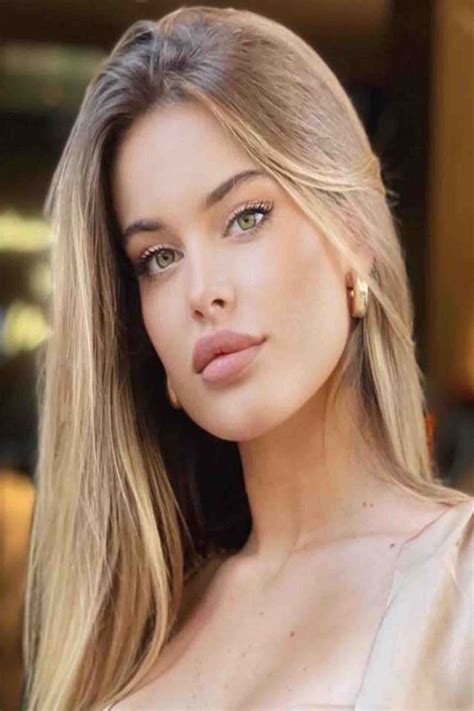 Sophie Codegoni incinta scopre il sesso: emozione assurda VIDEO