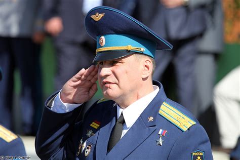 Полковник на экскурсии или как российского разведчика сдала бирка ...