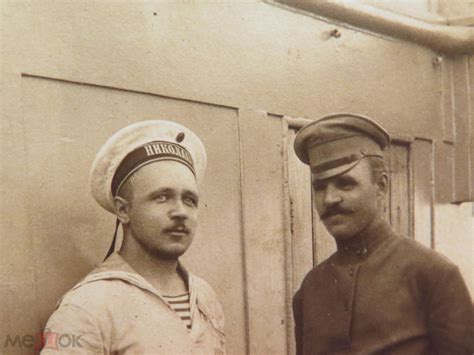БЕСКОЗЫРКА НИКОЛАЙ МОРЯК МАТРОС НА ПАЛУБЕ КОРАБЛЯ МУЖЧИНА ГИМНАСТЕРКА к ...