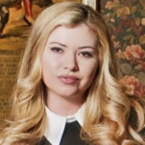 Fake - PHOTO: 24-Year-Old White House Reporter Natalie Winters Stuns in