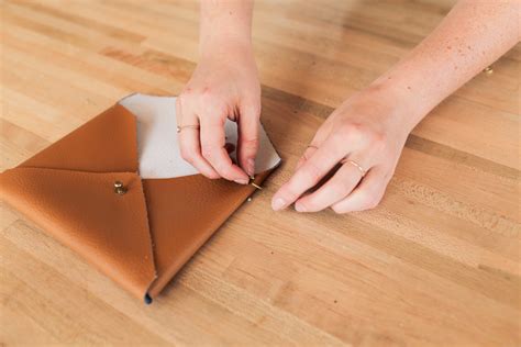 DIY a Fanny Pack! — The Sorry Girls