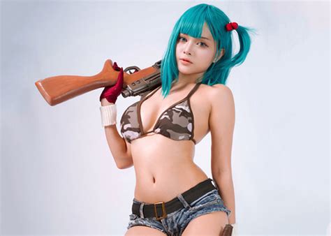 ブルマのコスプレイヤーの完成度がスゴい 「スタイル良すぎ」 : 超・マンガ速報
