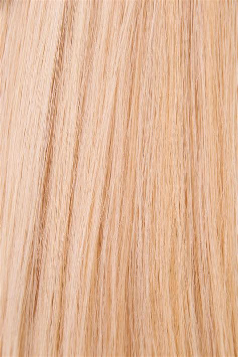 20" Lightest & Golden Blonde Remy I-Tips | Dianne Marshall